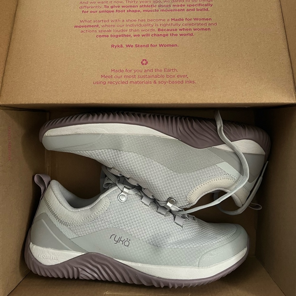 Ryka Echo Low Trail Shoes 7.5 w
